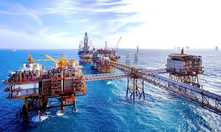 Hình minh họa: Chuyên gia: Sản lượng dầu phục hồi nhưng còn bằng nửa thời đỉnh cao