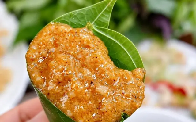 Gỏi nhệch Nga Sơn – đặc sản với hàng chục loại rau, gia vị