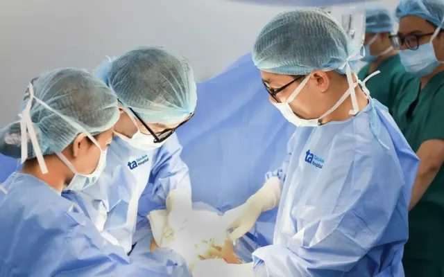 Thai phụ bệnh cúm, con suy hô hấp sau sinh