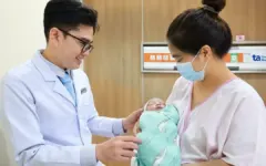 Sinh 5 con trước 35 tuổi