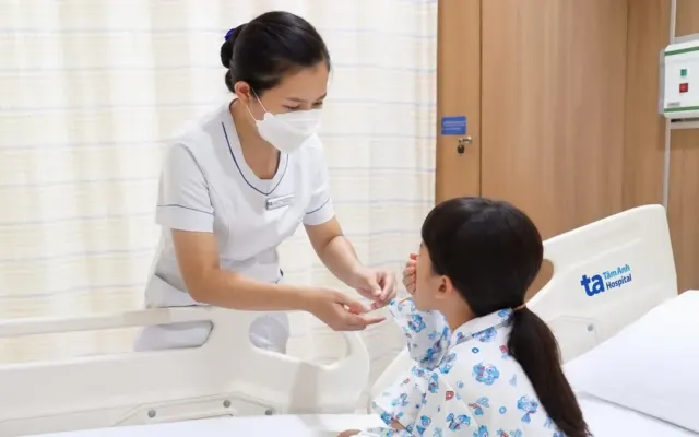 Vì sao trẻ viêm phổi nhiều lần?