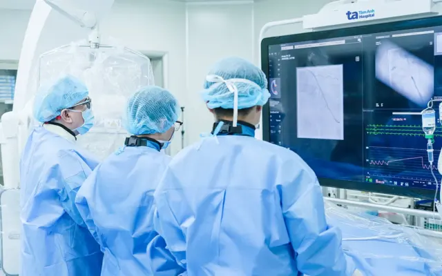 Hẹp nhiều mạch vành sau hai năm bỏ điều trị