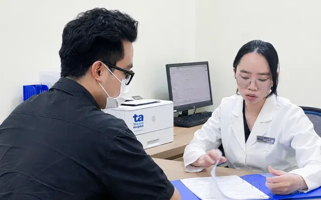 Bốn thói quen của dân văn phòng không tốt cho thận