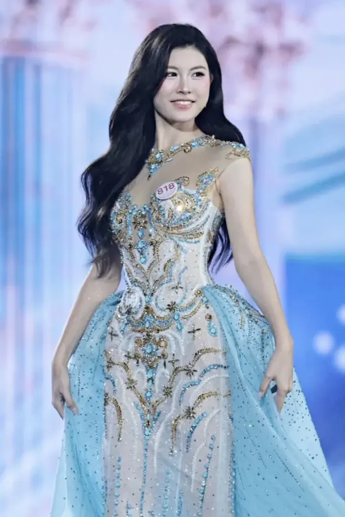 Khả năng catwalk của Trần Xuân Khánh Linh tại Hoa hậu Việt Nam 2026