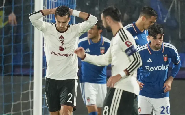 Báo chí châu Âu: Man Utd ở giai đoạn tăm tối bậc nhất sau thời Ferguson