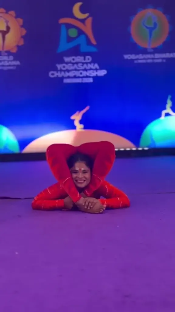 Hình minh họa: Khi yoga biến thành môn thể thao tranh huy chương