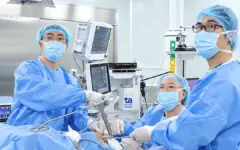 Nữ bác sĩ tiên phong mổ nội soi laser chữa ung thư – Báo VnExpress Sức khỏe