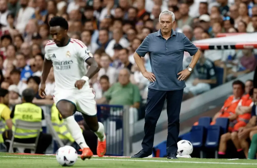 Hình minh họa: Mourinho: ‘Không cầu thủ nào là bất khả xâm phạm ở Real’