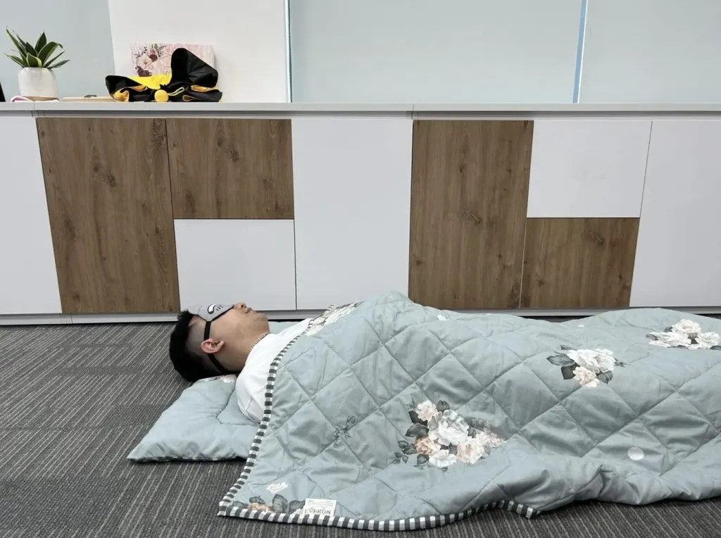 Hình minh họa: Ngủ trưa mỗi ngày có tốt?