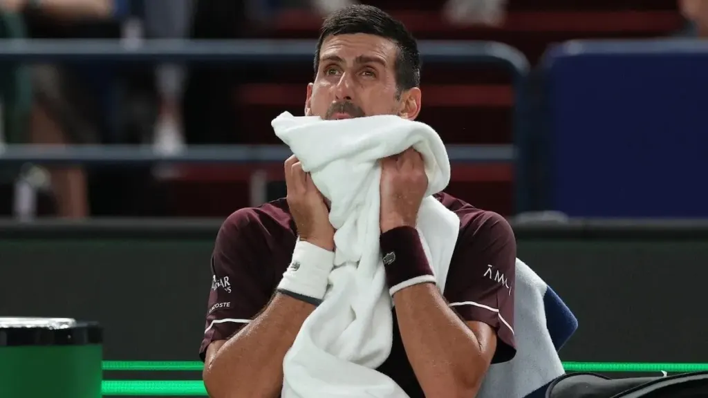 Hình minh họa: Djokovic thua ngay trận ra quân ở Thượng Hải Masters