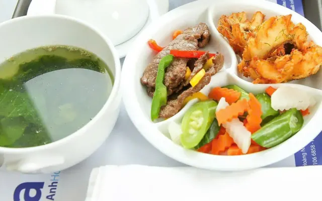 Phụ nữ mãn kinh nên điều chỉnh dinh dưỡng thế nào?