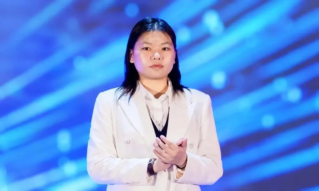 Hình minh họa: Con gái 24 tuổi của chủ tịch Nam A Bank làm tổng giám đốc hãng dược