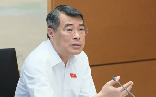 Thủ tướng: Phát triển nguồn điện thì giá vẫn phải ‘hợp lý với người dân’