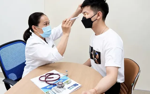 Dấu hiệu ở mắt cảnh báo bệnh thần kinh