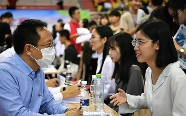 Bị ‘sa thải’ trước khi nhận việc
