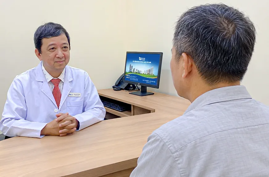 Hình minh họa: Từ Singapore đến Việt Nam phẫu thuật ung thư gan