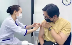 Tiêm 7 mũi vaccine dại trong bốn tháng