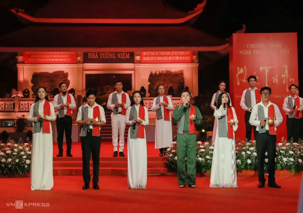 Hình minh họa: Phút lắng đọng ở đêm nghệ thuật ‘Khúc tri ân’