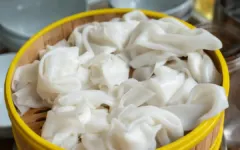 Quán phở hấp xửng theo ‘công thức bà nội’ ở Hà Nội