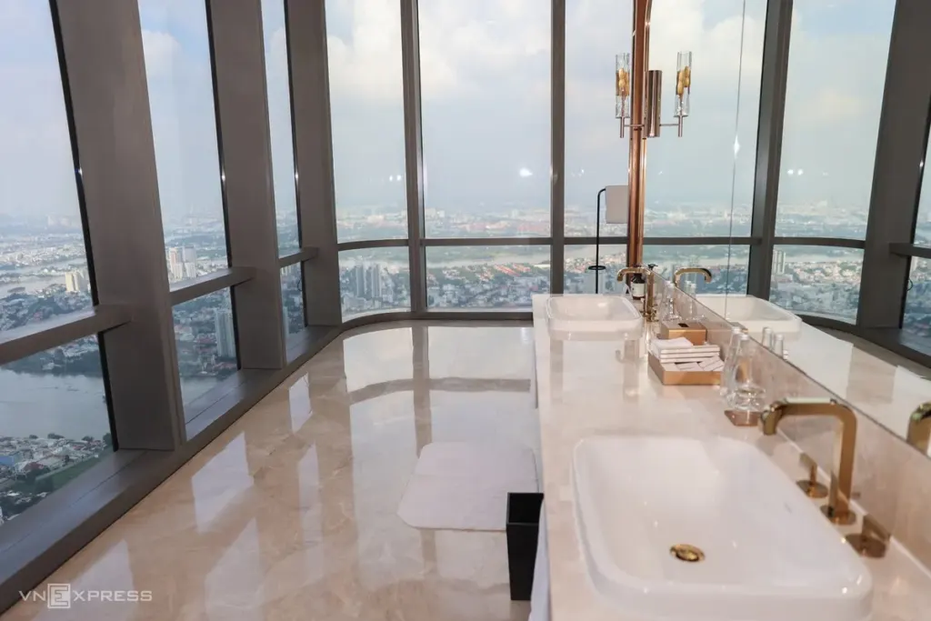 Hình minh họa: Phòng khách sạn 220 triệu một đêm trong tòa nhà cao nhất TP HCM