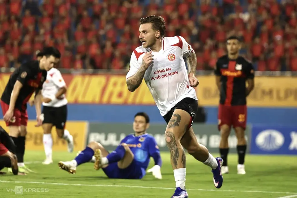 Hình minh họa: SLNA lên đỉnh bảng V-League 2026-2027