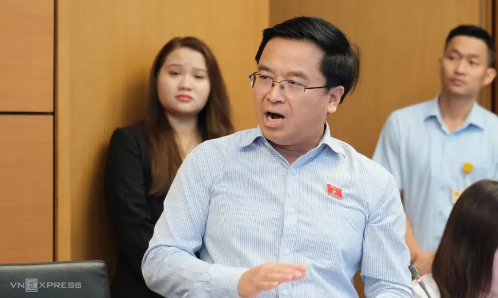 Hình minh họa: ‘Cần cho doanh nghiệp chưa nộp đủ tiền đất được chuyển nhượng dự án đình trệ’