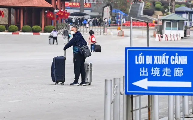 Đề xuất chưa hoãn xuất cảnh người bị mạo danh lập công ty