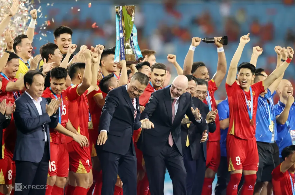 Hình minh họa: Báo Anh: ‘Việt Nam khiến ngôi vô địch của Indonesia bị đặt dấu hỏi’
