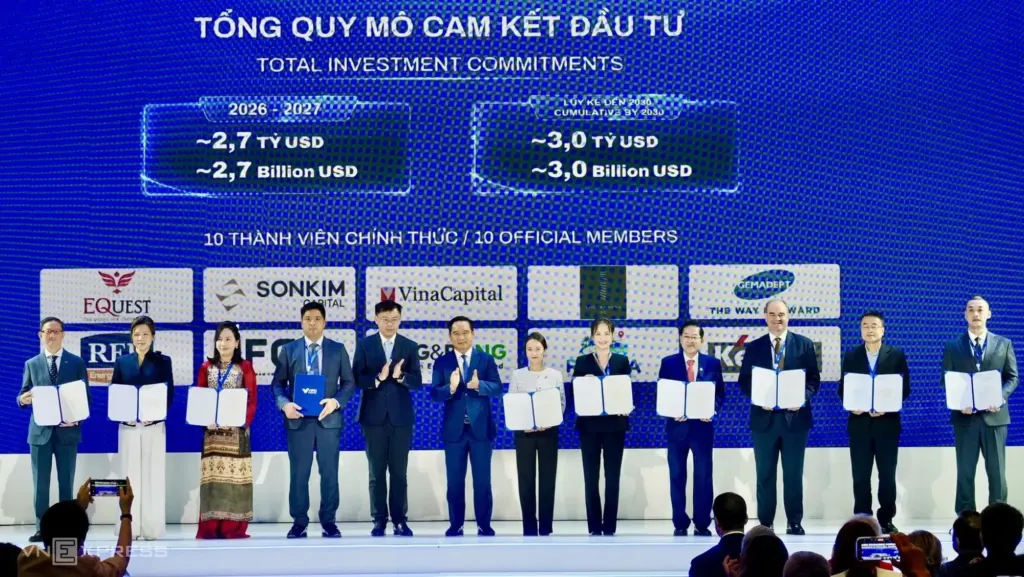 Hình minh họa: 10 thành viên đầu tiên của Trung tâm tài chính quốc tế TP HCM dự kiến huy động 2,7 tỷ USD