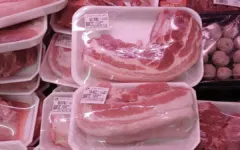 Thịt heo Việt đắt hơn hàng nhập khẩu