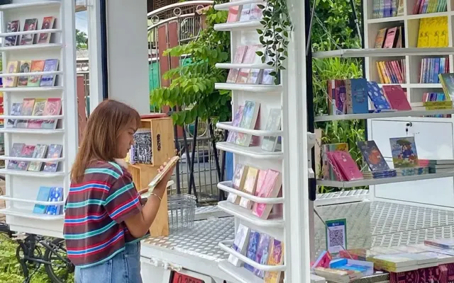 Chuyến xe sách đi khắp Thái Lan
