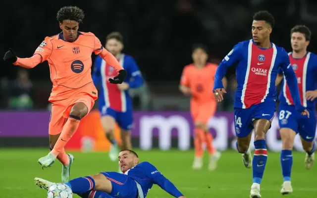 Barca chưa đủ sức lật đổ PSG?