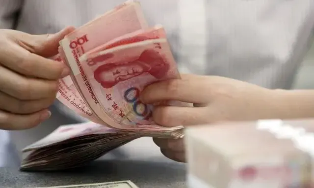 Trung Quốc giữ nguyên lãi suất 17 tháng liên tiếp