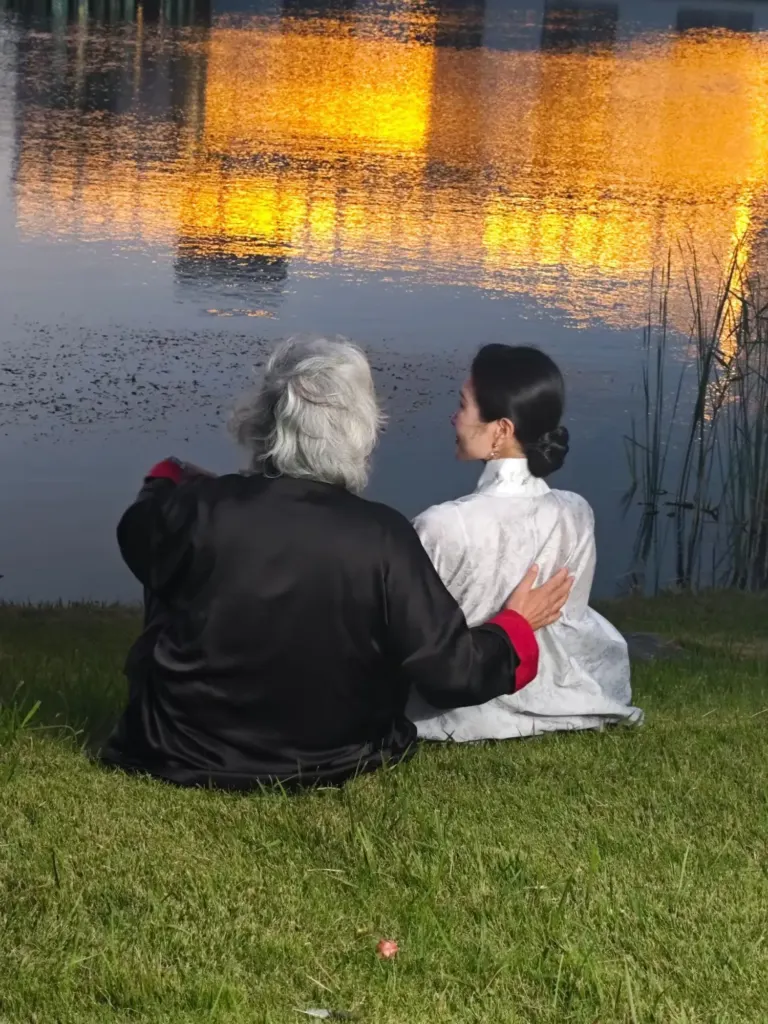 Hình minh họa: ‘Trùm phim kiếm hiệp’ đón tuổi lên hai của con gái